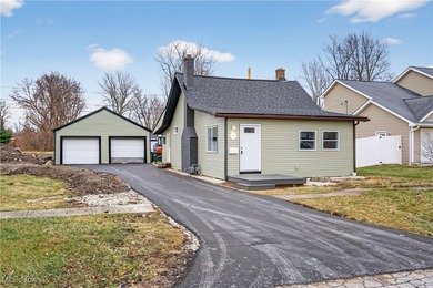 Lake Home For Sale in Sheffield Lake, Ohio