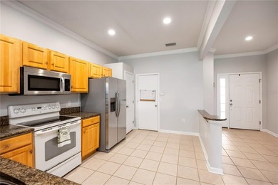 Experience maintenance-free living in the gated enclave of Sabal - photo 5