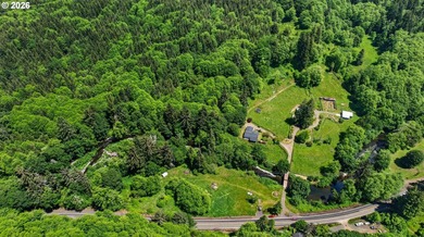 Rare opportunity to own two separate legal building lots - photo 15