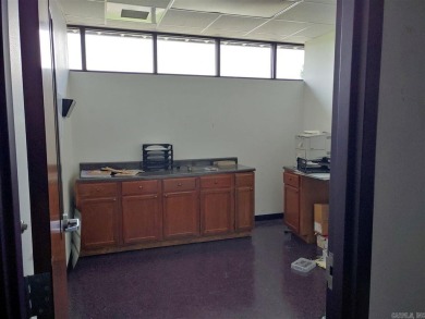 Beautiful 19,671 +/-  sf building on 5.01+/- acres near LR River