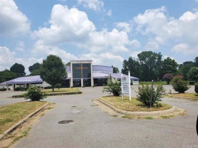 Beautiful 19,671 +/-  sf building on 5.01+/- acres near LR River