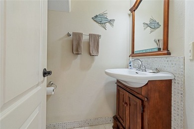 Welcome to your dream coastal retreat, where luxury, comfort - photo 9