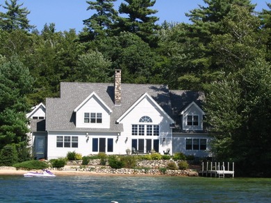 Lake Winnipesaukee Home For Sale in Wolfeboro New Hampshire