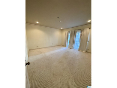 Move-in ready condominium in the heart of VESTAVIA HILLS! This 2 - photo 13
