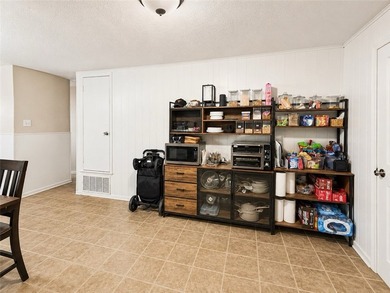 Nestled in the heart of the peaceful and highly sought-after - photo 13