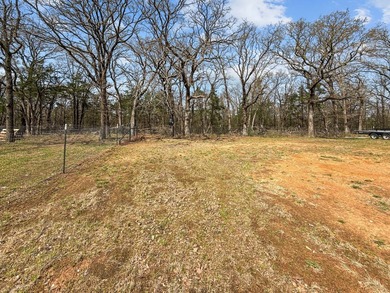 This stunning, one-of-a-kind Barndominium is ready for you and - photo 17