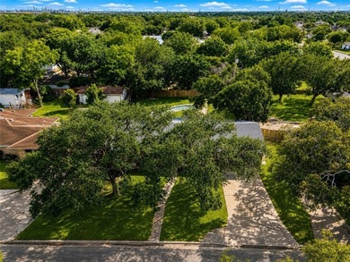 Nestled in the heart of the peaceful and highly sought-after - photo 19