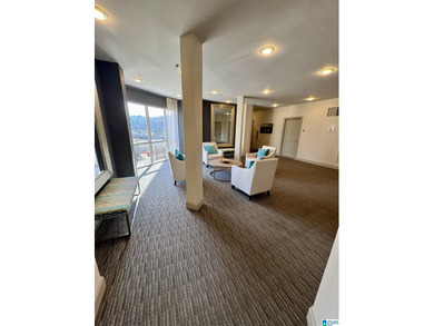 Move-in ready condominium in the heart of VESTAVIA HILLS! This 2 - photo 22
