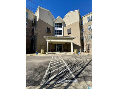 Move-in ready condominium in the heart of VESTAVIA HILLS! This 2 - photo 23