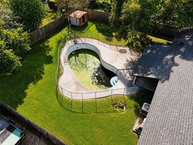 Nestled in the heart of the peaceful and highly sought-after - photo 24