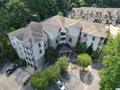 Move-in ready condominium in the heart of VESTAVIA HILLS! This 2 - photo 25
