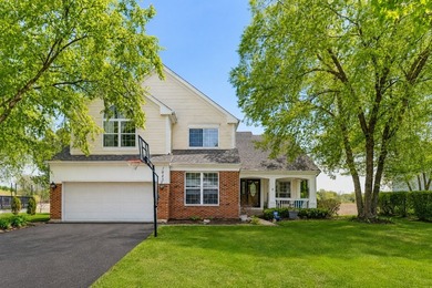 (private lake, pond, creek) Home For Sale in Gurnee Illinois