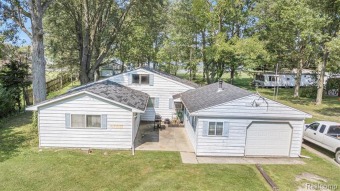 Cedar Lake - Livingston County Home For Sale in Howell Michigan