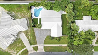Welcome to a truly exceptional home where timeless design - photo 42