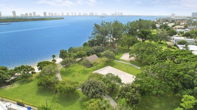 Welcome to a truly exceptional home where timeless design - photo 43