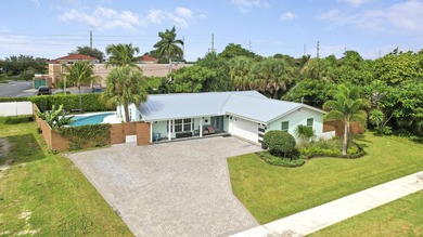Welcome to a truly exceptional home where timeless design - photo 48