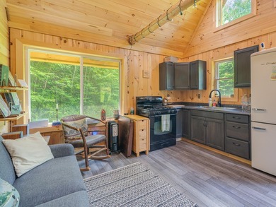 Are you searching for a private mountain retreat featuring a - photo 11