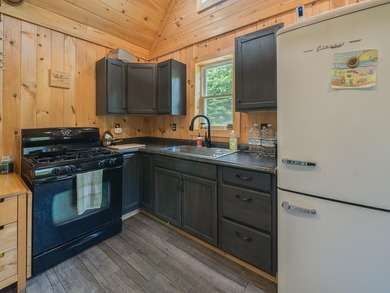 Are you searching for a private mountain retreat featuring a - photo 12