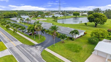 Wake up to spectacular golf course views in this beautifully - photo 22