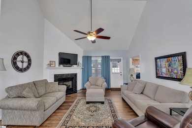 Welcome home to this charming split-bedroom RANCH, a - photo 5