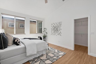 Revel in this elegant 4 bed/3 bath, low maintenance, detached - photo 16