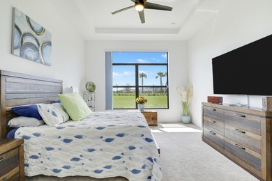 Room for everyone in this 3BR/3BA + bonus room or 4th bedroom - photo 21