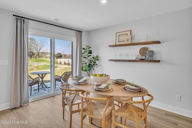 Welcome to the Venture plan by Dream Finders Homes in Seaside - photo 22