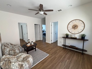 Revel in this elegant 4 bed/3 bath, low maintenance, detached - photo 22