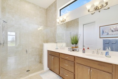 Room for everyone in this 3BR/3BA + bonus room or 4th bedroom - photo 22