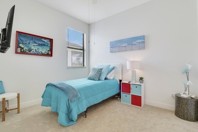 Room for everyone in this 3BR/3BA + bonus room or 4th bedroom - photo 23