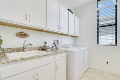 Room for everyone in this 3BR/3BA + bonus room or 4th bedroom - photo 26