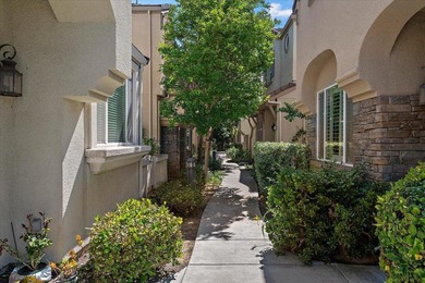 Revel in this elegant 4 bed/3 bath, low maintenance, detached - photo 29