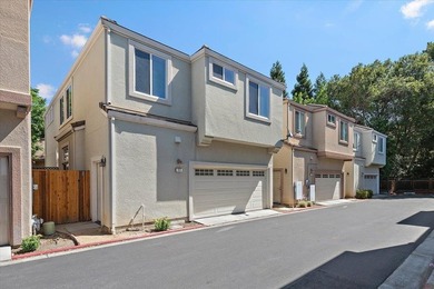 Revel in this elegant 4 bed/3 bath, low maintenance, detached - photo 30