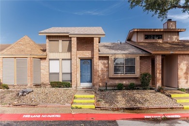 Welcome home to this charming townhome located in the sought - photo 1