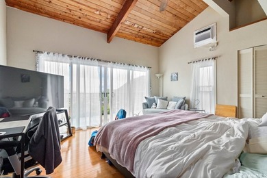 Nestled in a highly desirable Hawaii Kai neighborhood, this - photo 12