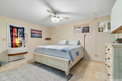 Nestled in a highly desirable Hawaii Kai neighborhood, this - photo 18
