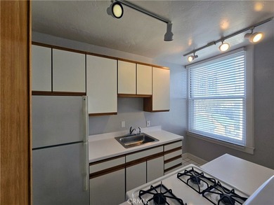 Experience downtown energy and coastal beach living at its - photo 23