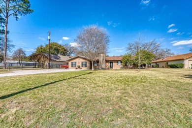 Lake LBJ Home For Sale in Highland Haven Texas