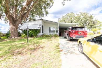 Lake Mariana Home For Sale in Lake Alfred Florida