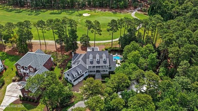 Luxury at its finest! Exquisite home with all the bells and - photo 2