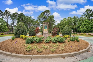 Luxury at its finest! Exquisite home with all the bells and - photo 7