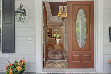 Luxury at its finest! Exquisite home with all the bells and - photo 8