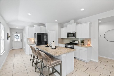 Welcome to easy living at 7629 Shadow Rider Lane! This - photo 3
