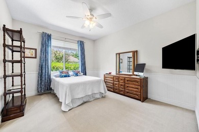 Quality Permeates this Gorgeous Estate, versatile 3-way split - photo 15