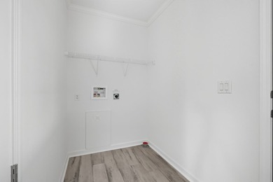 This 960 square feet, 2.0 bed 2.0 bath manufactured home built - photo 17