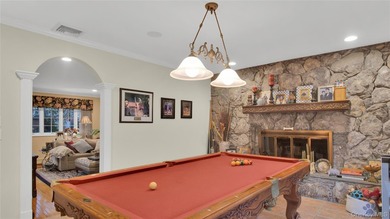Located in Merrick, this spacious 4 Bedroom, 2.5 Bathroom - photo 21