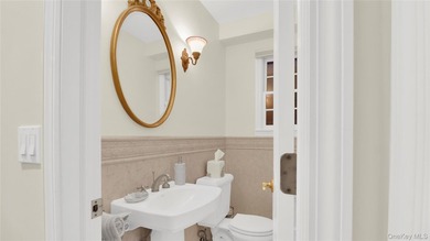 Located in Merrick, this spacious 4 Bedroom, 2.5 Bathroom - photo 24