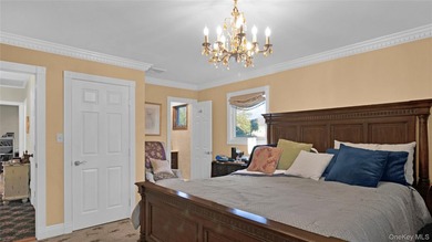 Located in Merrick, this spacious 4 Bedroom, 2.5 Bathroom - photo 28