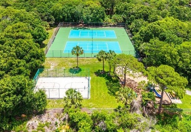 Quality Permeates this Gorgeous Estate, versatile 3-way split - photo 28