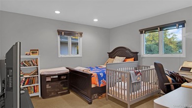 Located in Merrick, this spacious 4 Bedroom, 2.5 Bathroom - photo 33